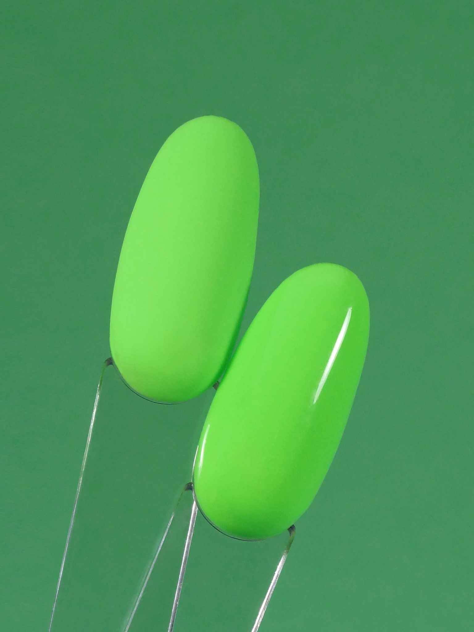 Гель-лак летний неон (Gel polish NEON) #586, 8 ml Гель-лак летний неон (Gel polish NEON) #586, 8 ml